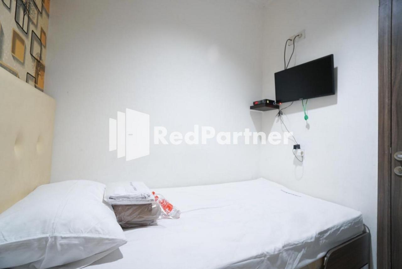 Eascot Hotel Mitra Reddoorz Τζακάρτα Εξωτερικό φωτογραφία