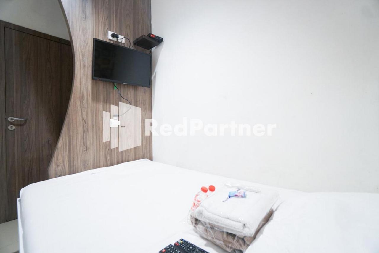 Eascot Hotel Mitra Reddoorz Τζακάρτα Εξωτερικό φωτογραφία