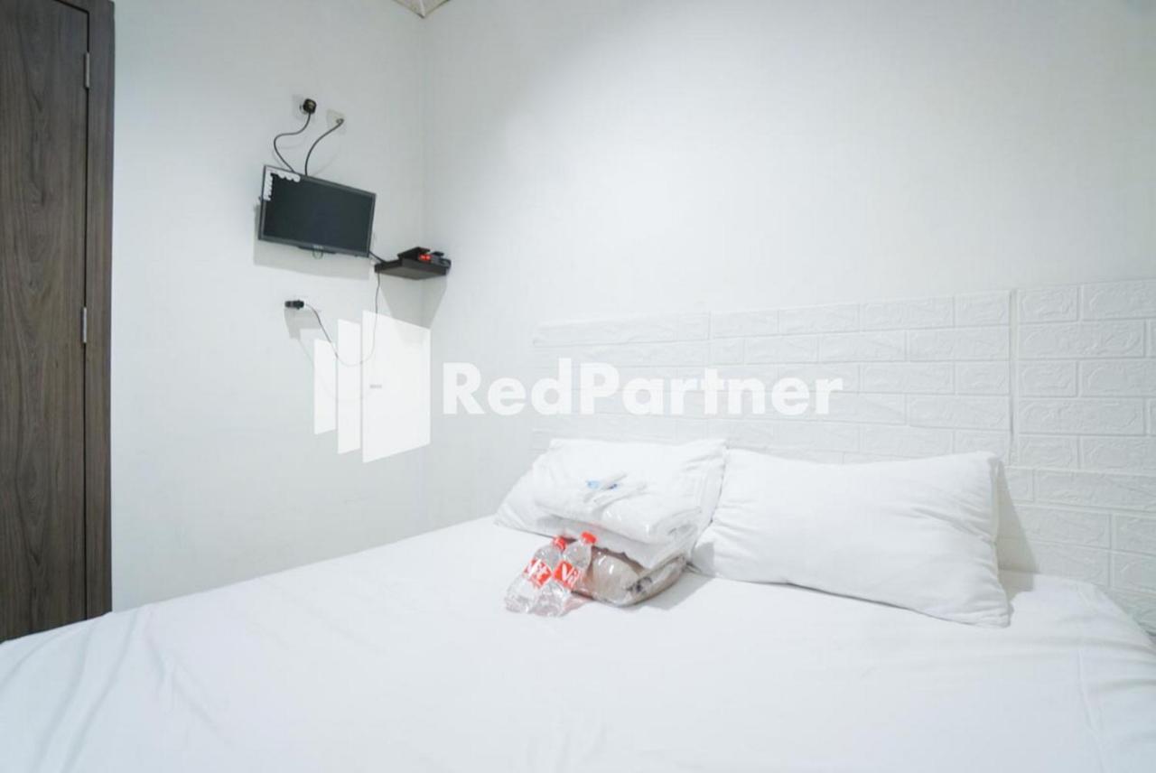 Eascot Hotel Mitra Reddoorz Τζακάρτα Εξωτερικό φωτογραφία