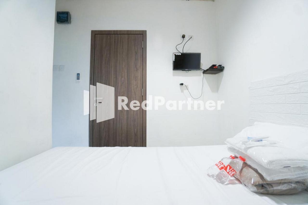 Eascot Hotel Mitra Reddoorz Τζακάρτα Εξωτερικό φωτογραφία