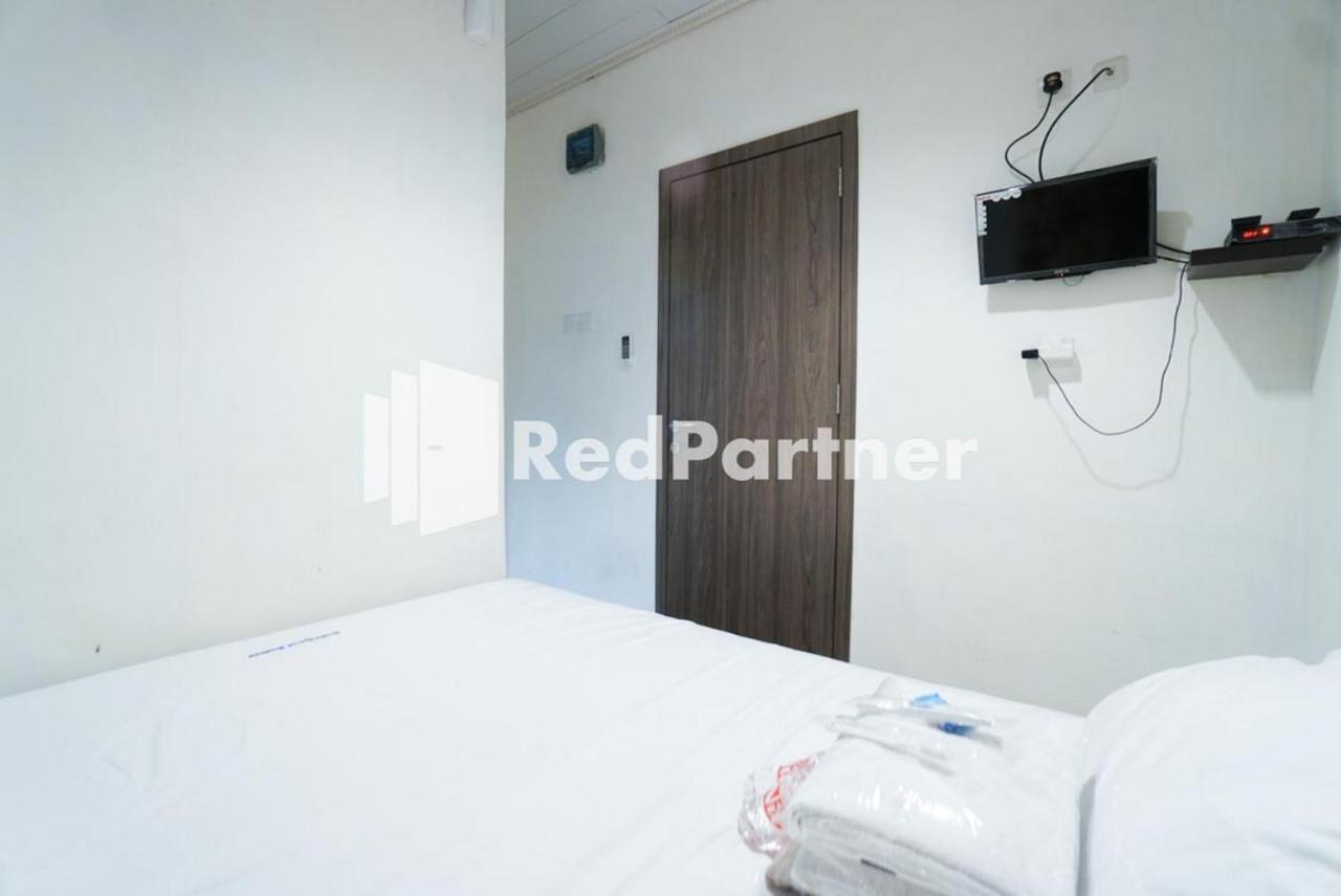 Eascot Hotel Mitra Reddoorz Τζακάρτα Εξωτερικό φωτογραφία